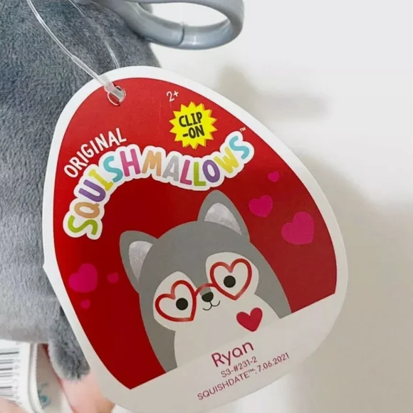 3.5" Squishmallow clip Ryan husky dog Heart glasses Valentine's Day KellyToy - Picture 2 of 2